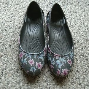 Crocs Flats Gray with Floral Print